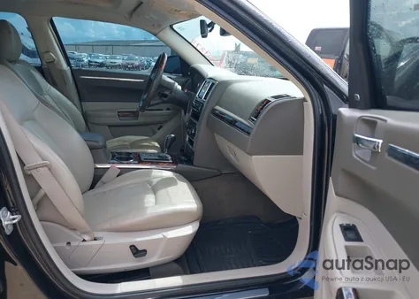 2009 Chrysler 300C Hemi from USA, damaged, VIN 2C3KA63T19H565109